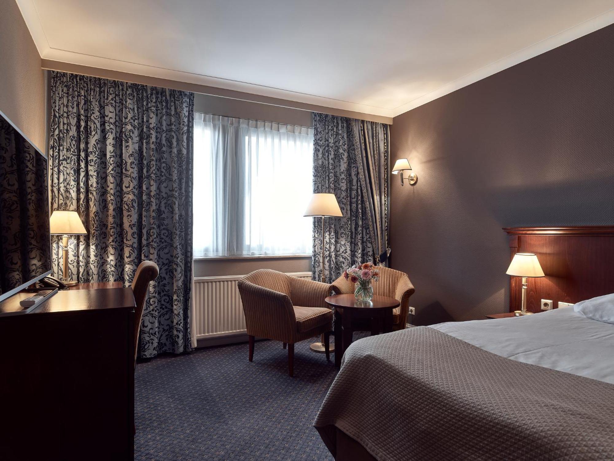 Good Seasons Hotel Den Bosch 's-Hertogenbosch  Ngoại thất bức ảnh